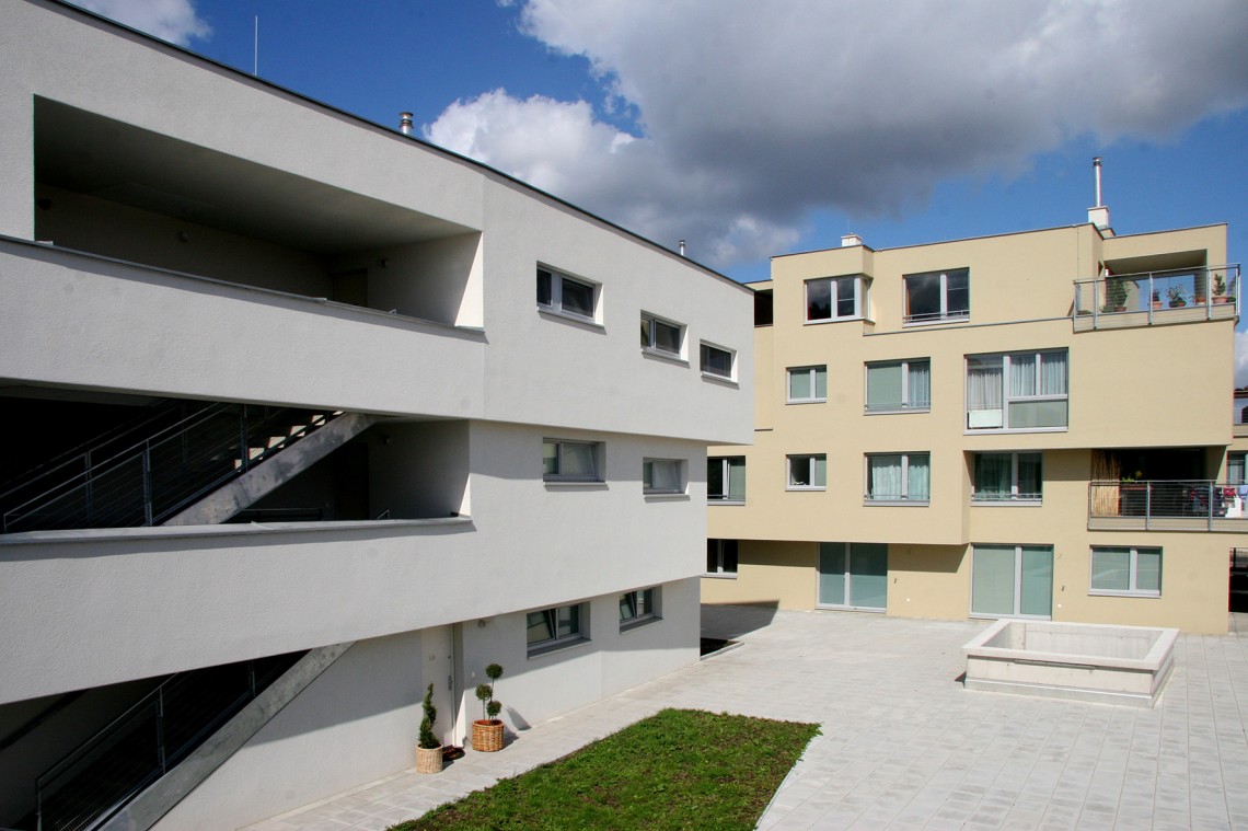 Wohnanlage&#x20;Auer-Welsbachstra&#x00DF;e&#x20;in&#x20;Wien&#x20;-&#x20;Ansicht&#x20;Stiegenhaus