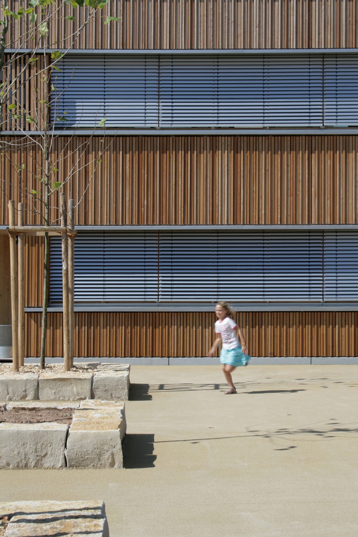 Michael&#x20;Grzimek&#x20;Schule&#x20;in&#x20;Frankfurt&#x20;-&#x20;Foto&#x20;Ansicht&#x20;Fassade