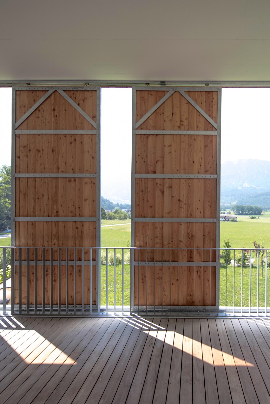 Haus&#x20;S&#x20;in&#x20;Schlins&#x20;-&#x20;Foto&#x20;Ansicht&#x20;Loggia